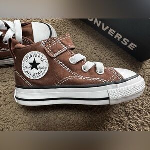 NEW Converse Chuck Taylor All Star Malden Street 1V Mid, SZ 6 Toddler